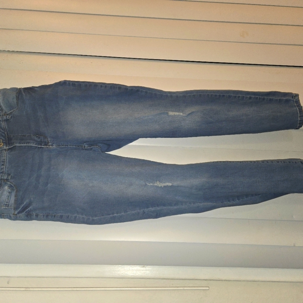 Women's high rise skinny jeans